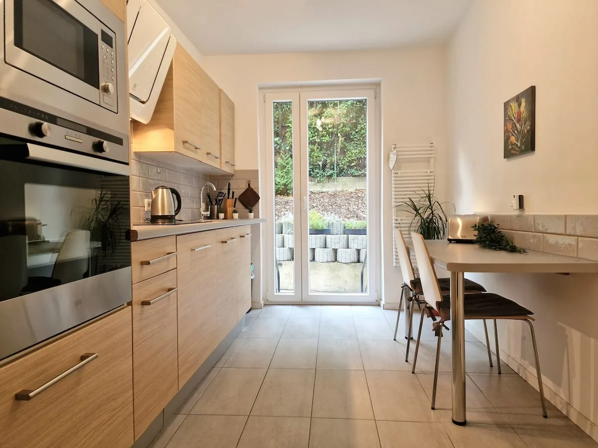 Helbings Apartments Essen – Ferienwohnung Essen Hauptbahnhof mit Terrasse, zentrale Lage